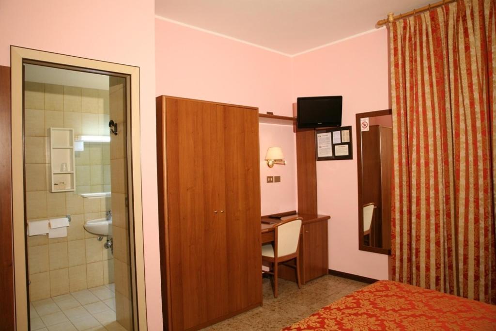 Hotel San Pellegrino Spilamberto Rom bilde
