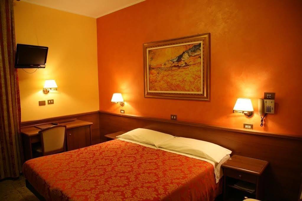 Hotel San Pellegrino Spilamberto Eksteriør bilde